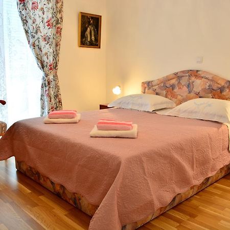 Apartments M&B Подстрана Экстерьер фото