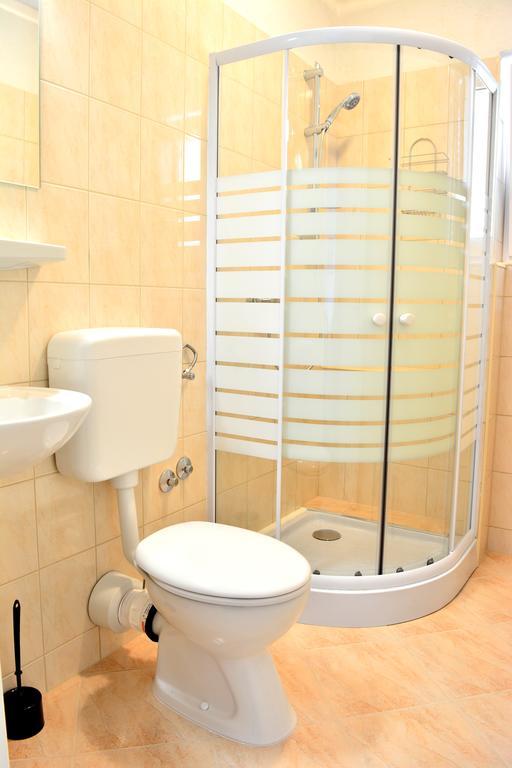 Apartments M&B Подстрана Экстерьер фото