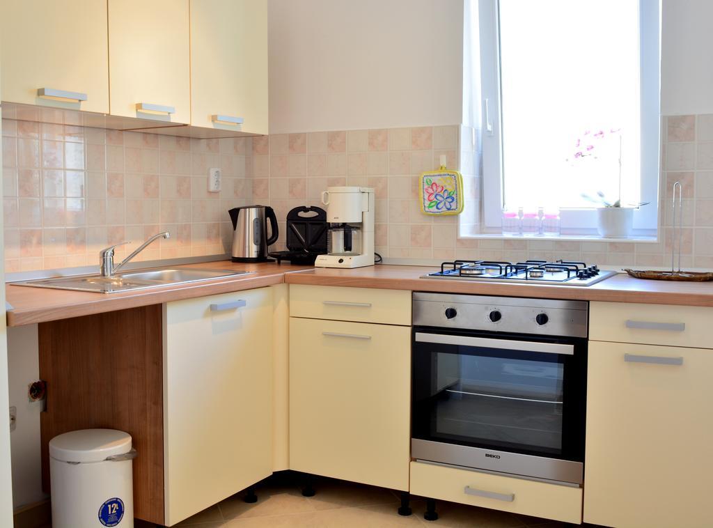 Apartments M&B Подстрана Экстерьер фото